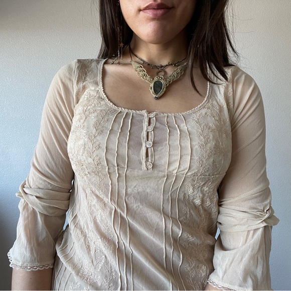 Y2K Sheer Lace Embroidered Blouse - Picture 3 of 4